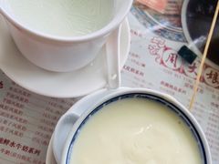 -周大娘牛乳(旧寨古村总店)