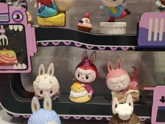 -泡泡玛特POPMART(蓝色港湾店)