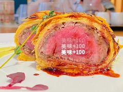 惠灵顿牛排-香樟花园法式铁板烧(恒隆广场店)