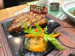 -西语炭烧牛排·西厨(石龙店)