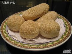黄桥烧饼（圆的是甜的，长条石咸的）-无名居(西直门总店)