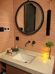 -花隐·美芙炫海菲秀皮肤管理中心