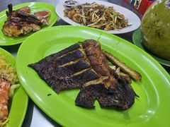 -明记烧鱼美味店