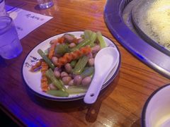 -山河屯铁锅炖(哈西站店)
