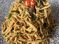 -慢丽江·云南野生菌土鸡锅(西山店)