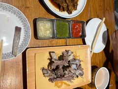 -蒙艾里民族传统菜蒙餐