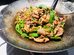 -费大厨辣椒炒肉(高铁吾悦广场店)
