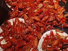 -涨巢·潮玩水疗局