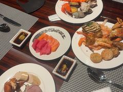 -广州万富希尔顿酒店·感趣自助餐厅·金秋蟹宴生蚝海鲜刺身烧烤