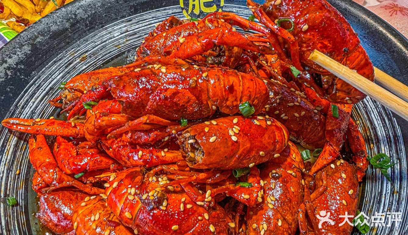在武汉！ 会一直去吃的小龙虾🦞店！！[流泪]