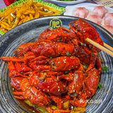在武汉！ 会一直去吃的小龙虾🦞店！！[流泪]