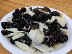 山药烩木耳-豆花饭(新华路店)