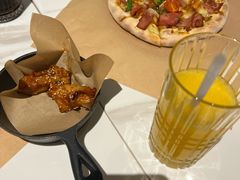 -必胜客(万达百货店)