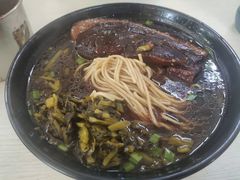-小龙大肉面馆