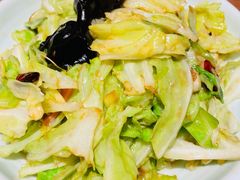 手撕包菜-吕氏疙瘩汤·新鲁菜(济南万象城店)