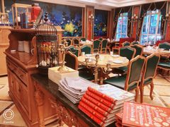 大堂-品海楼·大连海胆锅贴馆(东港店)