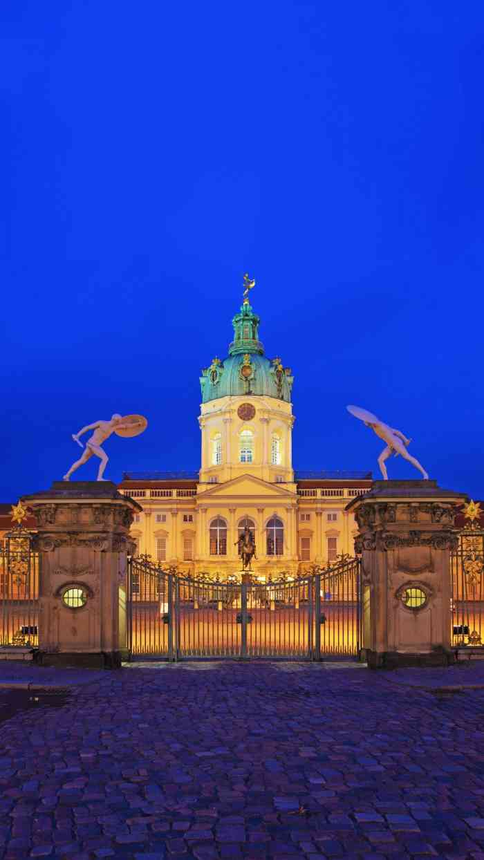 环境挺好,小份的量也挺足,口味还可以