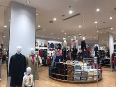 -优衣库(东莞东城万达广场店)