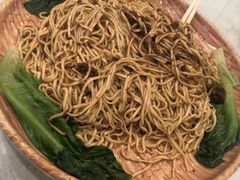 蟹油捞面-三辣馆