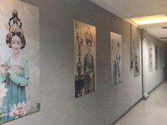 -粤港芭莎美容美发化妆学校