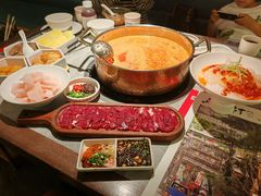 -野山舂·贵州现舂酸汤牛肉(民生路店)