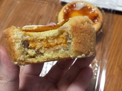 芋泥蛋黄酥-鲍师傅糕点(西站店)