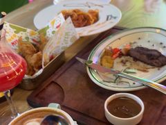 -Famous肥猫墨西哥音乐餐吧(五棵松华熙LIVE店)