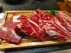 王牛排-草家酱蟹炭火烤肉店(珲春南路一店)