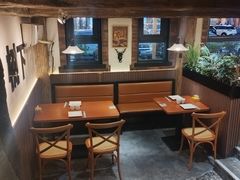 -树下时尚餐厅(翠园街店)
