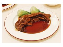 鲍汁鹅掌-利苑酒家(合景国际金融广场店)