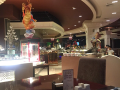 -荣誉国际酒店-云顶旋转餐厅