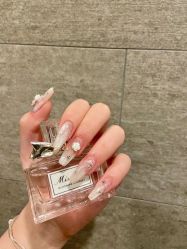 -M·X Nail日式美甲美睫