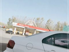 -中国石化滦州服务区（北京方向）加油站