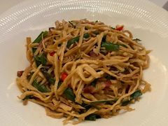 土家腊味爆春竹笋-富力威斯汀酒店-中国元素中餐厅(武昌临江店)