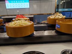 -汤响自助回转火锅百汇(乐峰广场店)