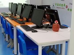 -童程童美·信息学竞赛·乐高机器人编程(长宁来福士校区)