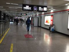 -常熟路(地铁站)