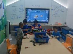 -斯坦星球青少儿编程机器人科学乐高思维专注力科创竞赛规划(武汉凯德西城学习中心)