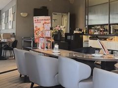 -必胜客(世纪港湾店)