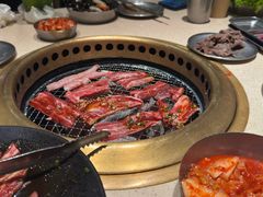 -蚂蚁洞·烤肉大营地(上海静安大悦城店)