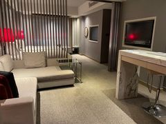 -榛悦隆堡成都酒店(春熙路太古里店)