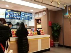 -麦当劳(轻轨曹杨路店)