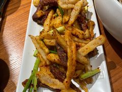 牛干巴炒藕条-云海肴·汽锅鸡·云南菜(广安门天虹店)