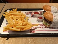 -The Habit Burger Grill 哈比特汉堡(复兴soho店)