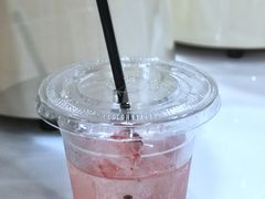 草莓苏打-常识咖啡common sense(春熙路店)