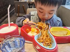 -必胜客(璞丽中心店)