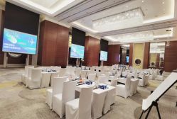 点击看大图 -上海雅居乐万豪侯爵酒店·宴会厅