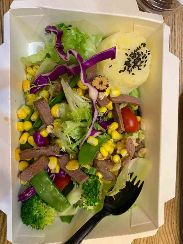 yaso沙拉(7mall店)-"在大众点评上秒杀了他家的券,立马前去体验.