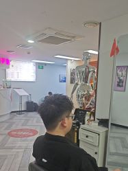 -米娜护肤造型