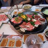 【全牛拼盘】里面各式各样的牛肉真的无敌好吃啦
